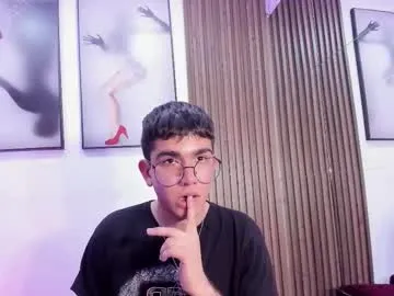 cyrus_wlaker — GOAL: pinch nipple [15 tokens remaining] Welcome to my room! #teen #gay #cum #lovense #Young