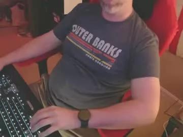 dadboddude01 from Chaturbate