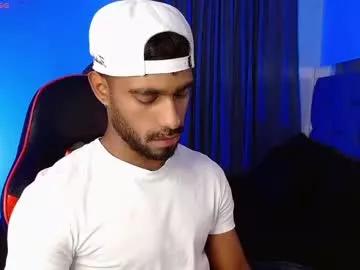 Try our girls live displays and explore the company of endless strippers, with beautiful physiques, vibrating toys and more.