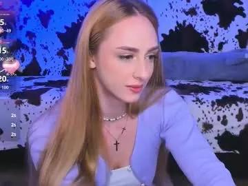 Try our girls live displays and explore the company of endless strippers, with beautiful physiques, vibrating toys and more.