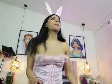 Try our girls live displays and explore the company of endless strippers, with beautiful physiques, vibrating toys and more.