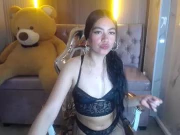 Try our girls live displays and explore the company of endless strippers, with beautiful physiques, vibrating toys and more.