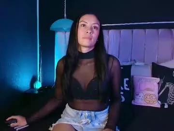 Try our girls live displays and explore the company of endless strippers, with beautiful physiques, vibrating toys and more.