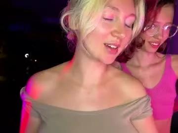 Photos of darlingdarinka from Chaturbate is Group