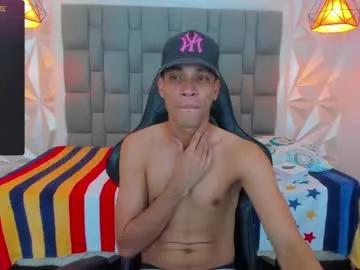 dave_skinnycum from Chaturbate is Freechat