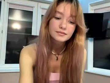 delindakrasnow — Goal: Model pose for 10 sec ('')  My name is Nami, new experience to me, hope it turns out well. Im #18 and  #new here #skinny #young #smalltits [0 tokens remaining]