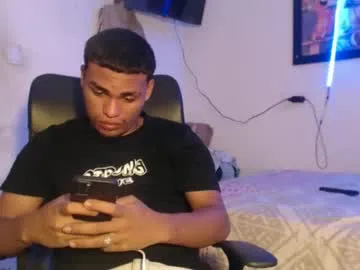 demol_latin — masturbation and show cum   #cashmaster #findom #18 #bigcock #new [2000 tokens remaining]