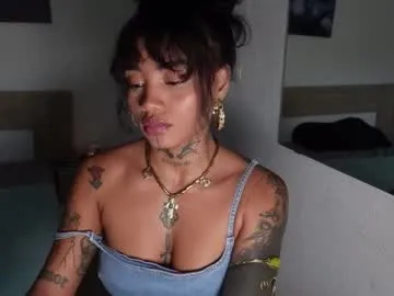 diamon_kataleya — hey you! #ebony #c2c #latina #natural