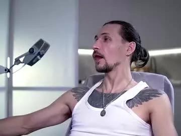 Try our girls live displays and explore the company of endless strippers, with beautiful physiques, vibrating toys and more.