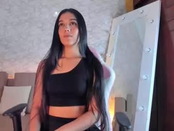 Try our girls live displays and explore the company of endless strippers, with beautiful physiques, vibrating toys and more.