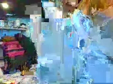 dpenguino — here for fun #c2c #smoke #cam2cam #bored