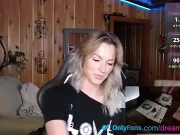 dreamytrance — #tattooed #American #milf