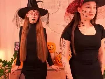 Try our girls live displays and explore the company of endless strippers, with beautiful physiques, vibrating toys and more.