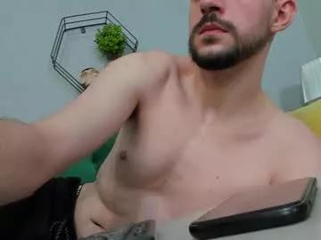 Try our girls live displays and explore the company of endless strippers, with beautiful physiques, vibrating toys and more.