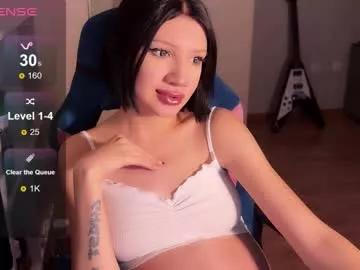 Try our girls live displays and explore the company of endless strippers, with beautiful physiques, vibrating toys and more.