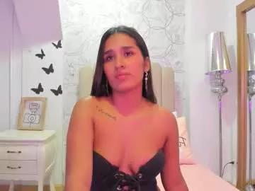 Try our girls live displays and explore the company of endless strippers, with beautiful physiques, vibrating toys and more.