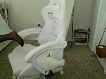 elisparadisex on Chaturbate