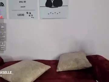 Try our girls live displays and explore the company of endless strippers, with beautiful physiques, vibrating toys and more.