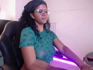 ellie_alves_ from Chaturbate