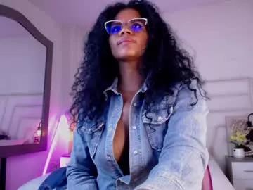 ellie_alves_ from Chaturbate