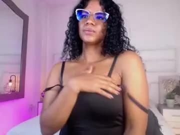 ellie_alves_ from Chaturbate