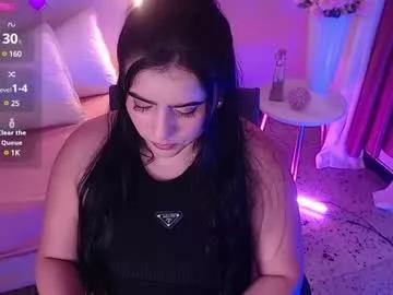 Try our girls live displays and explore the company of endless strippers, with beautiful physiques, vibrating toys and more.