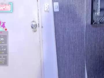 Try our girls live displays and explore the company of endless strippers, with beautiful physiques, vibrating toys and more.