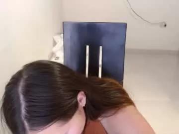 emilycute_18 from Chaturbate