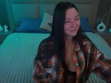 Try our girls live displays and explore the company of endless strippers, with beautiful physiques, vibrating toys and more.