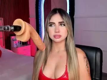 Try our girls live displays and explore the company of endless strippers, with beautiful physiques, vibrating toys and more.