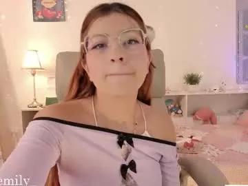 Try our girls live displays and explore the company of endless strippers, with beautiful physiques, vibrating toys and more.