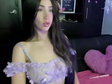 Try our girls live displays and explore the company of endless strippers, with beautiful physiques, vibrating toys and more.