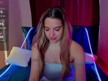 Try our girls live displays and explore the company of endless strippers, with beautiful physiques, vibrating toys and more.