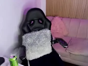 emmy_rosse_ — GOAL: oil in my ass [104 tokens remaining] Welcome To My Room love   #new #bigass #smalltits #latina #cute