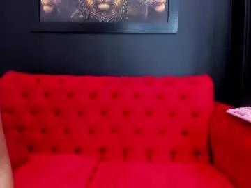 Try our girls live displays and explore the company of endless strippers, with beautiful physiques, vibrating toys and more.