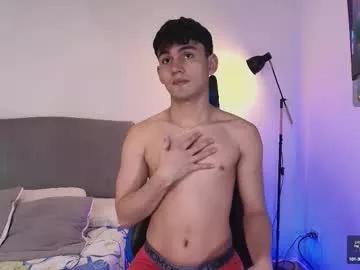 Try our girls live displays and explore the company of endless strippers, with beautiful physiques, vibrating toys and more.