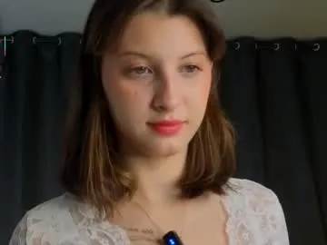 ethalhatchell — Goal: take off my top I'm Emi 20 years old, I'm #shy and #SKINNY GIRL. #18+ #young #teen [0 tokens remaining]