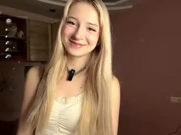 evaqt — Hi! im Eva and im #new here! GOALSpank me so hard every 25 tklove pattern 222tk #18 #skinny #shy #lovense [303 tokens remaining]