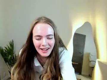 f_l_o_r_e_n_c_e from Chaturbate