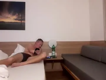 Avatar of feetofflames26