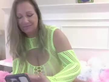 Photos of forevermilfxoxo from Chaturbate is Freechat