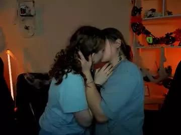 Try our girls live displays and explore the company of endless strippers, with beautiful physiques, vibrating toys and more.