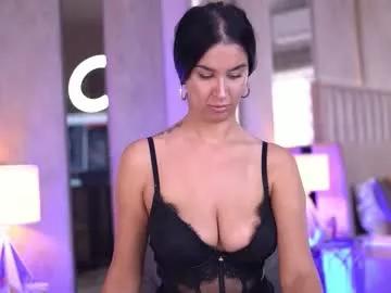 Try our girls live displays and explore the company of endless strippers, with beautiful physiques, vibrating toys and more.