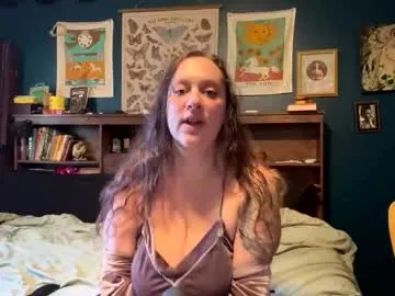 freekinkynadia29 — Fully nude  [1457 tokens remaining]