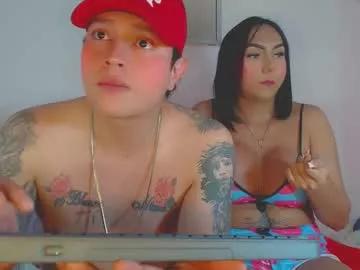 Try our girls live displays and explore the company of endless strippers, with beautiful physiques, vibrating toys and more.