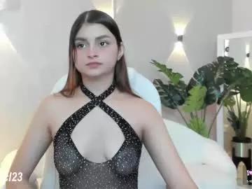 Try our girls live displays and explore the company of endless strippers, with beautiful physiques, vibrating toys and more.