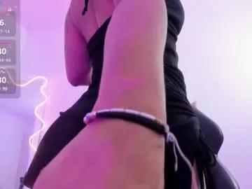 Try our girls live displays and explore the company of endless strippers, with beautiful physiques, vibrating toys and more.