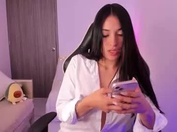 Try our girls live displays and explore the company of endless strippers, with beautiful physiques, vibrating toys and more.