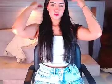 Try our girls live displays and explore the company of endless strippers, with beautiful physiques, vibrating toys and more.