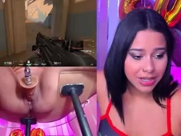 Try our girls live displays and explore the company of endless strippers, with beautiful physiques, vibrating toys and more.